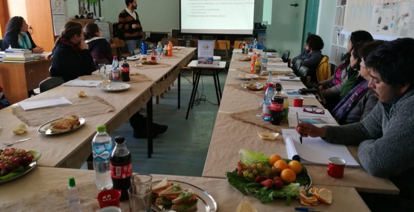 Taller en Tongoy: Potencian formación de capital social y su importancia frente a posibles eventos asociados al cambio climático Taller en Tongoy: Potencian formación de capital social y su importancia frente a posibles eventos asociados al cambio climático