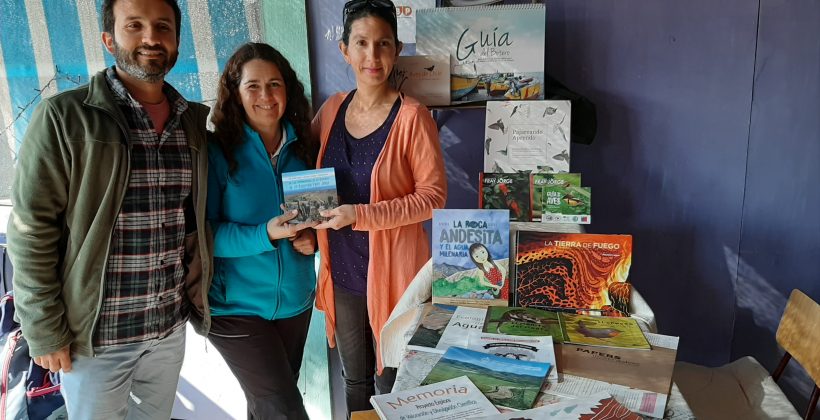 Más de una decena de textos entrega CEAZA a la Biblioteca de Chañaral de Aceituno Más de una decena de textos entrega CEAZA a la Biblioteca de Chañaral de Aceituno