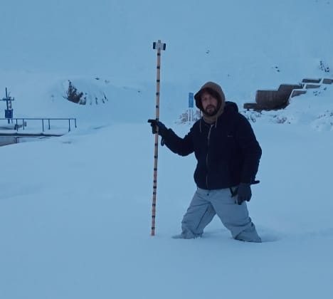 Habitantes de la cordillera registraron la nieve caída y aportaron importantes datos a la ciencia regional Habitantes de la cordillera registraron la nieve caída y aportaron importantes datos a la ciencia regional
