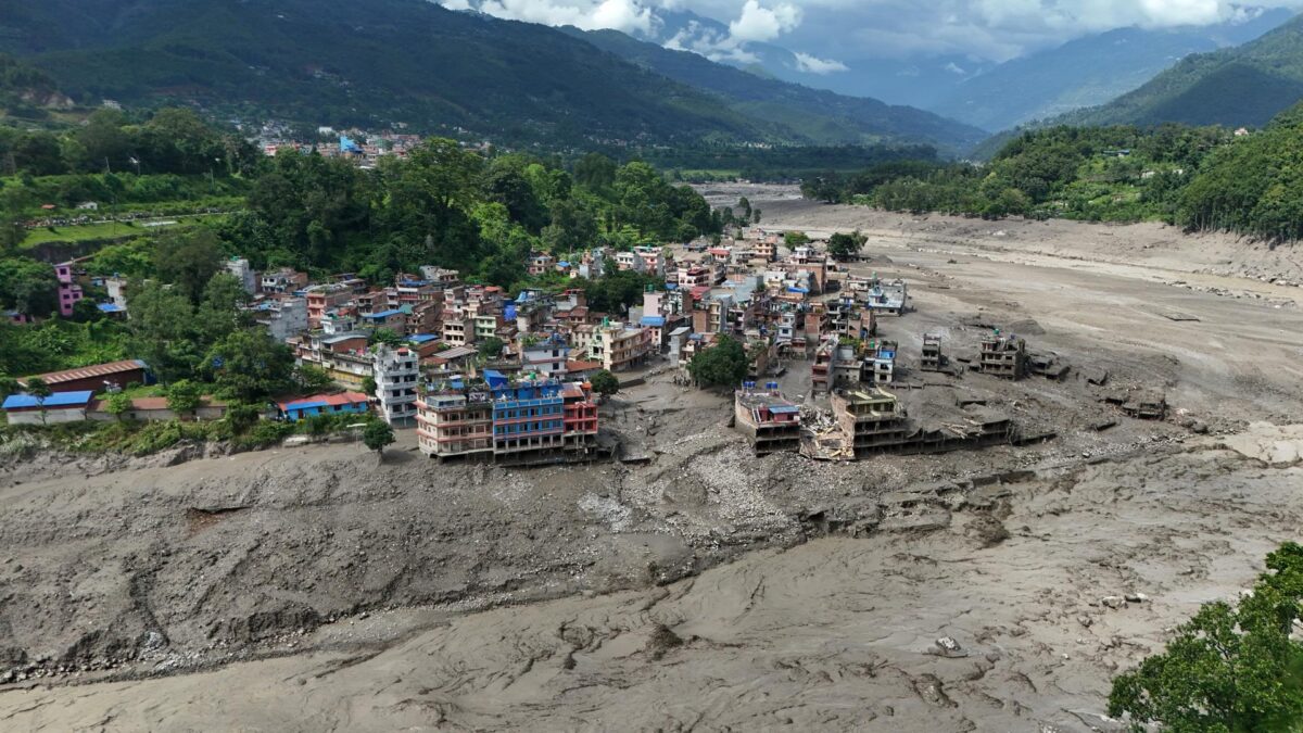 Análisis científico: ¿Por qué se produjo el devastador aluvión de Nepal?